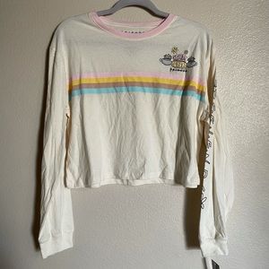 NWT “Friends” Long-sleeve Crop Top M